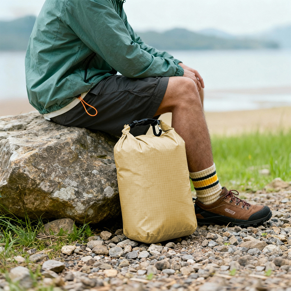 กระเป๋ากันน้ำแบบม้วนปิดปากกระเ - Dry Bag Roll Top บทวิจารณ์และราคา
